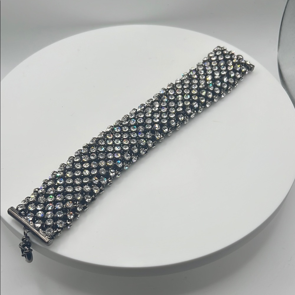 840. Elegant Silver and Black Crystal Bracelet